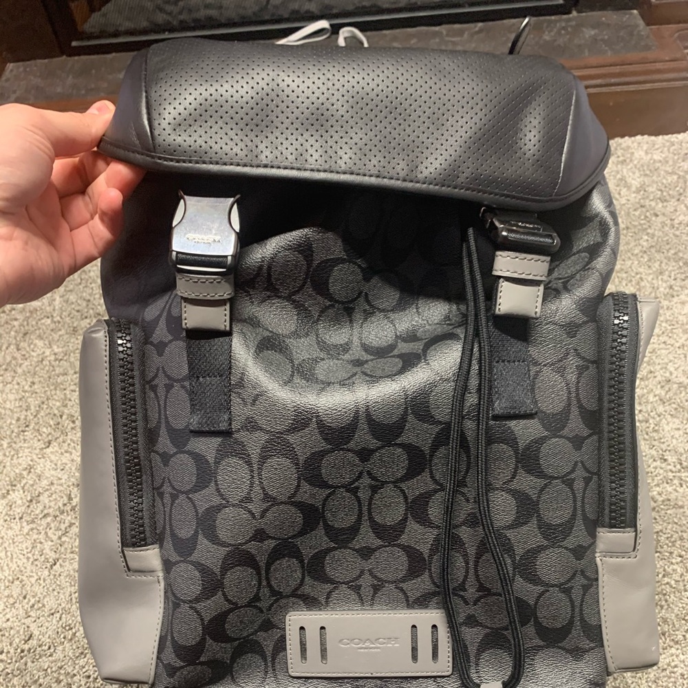 Coach backpack - Picture 1 of 4